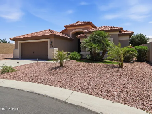 Property Slideshow image 3 of 39 | 14814 w piccadilly rd, Goodyear, AZ, 85395