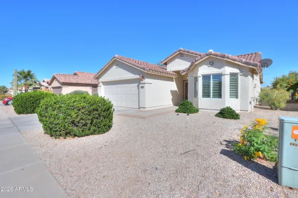 Property Slideshow image 3 of 54 | 2433 e hancock trl, Casa Grande, AZ, 85194