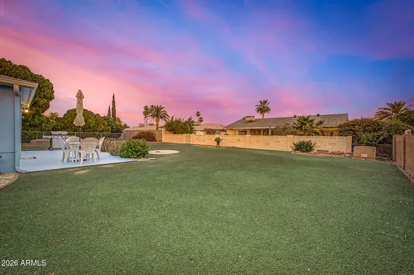 Property Slideshow image 2 of 19 | 9914 w bright angel cir, Sun City, AZ, 85351