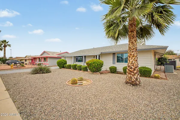 Property Slideshow image 3 of 26 | 11442 n coggins dr, Sun City, AZ, 85351