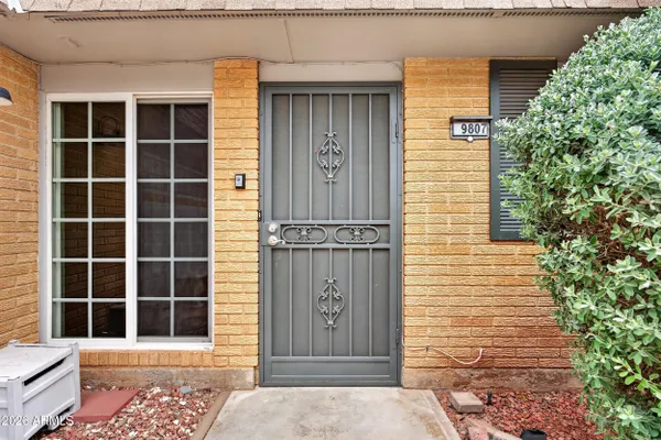 Property Slideshow image 3 of 25 | 9807 n balboa dr, Sun City, AZ, 85351