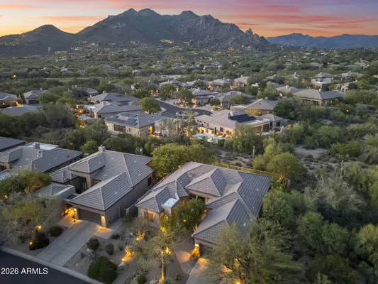 Property Slideshow image 3 of 47 | 6632 e sleepy owl way, Scottsdale, AZ, 85266
