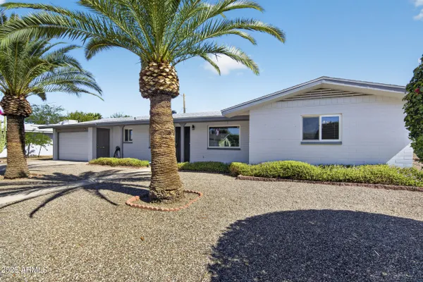 Property Slideshow image 3 of 42 | 5446 e albany st, Mesa, AZ, 85205