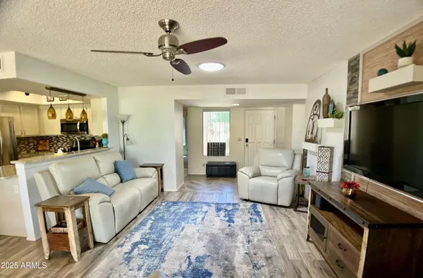 Property Slideshow image 2 of 37 | 9734 w kerry ln, Peoria, AZ, 85382