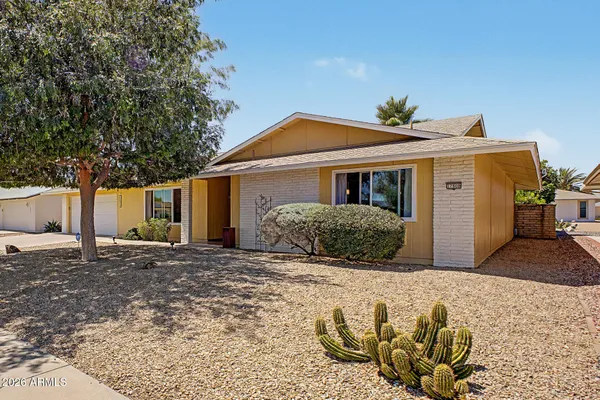 Property Slideshow image 2 of 39 | 17806 n 130th ave, Sun City West, AZ, 85375