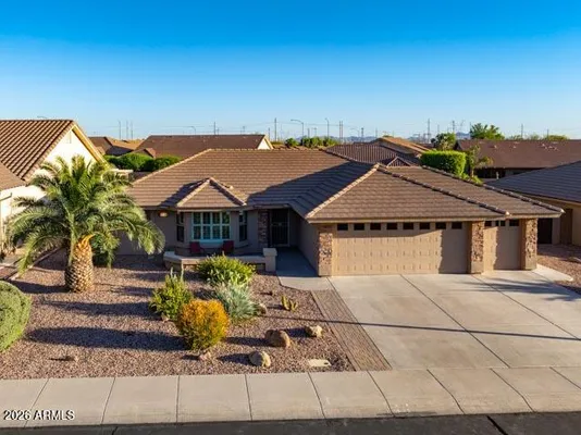 Property Slideshow image 3 of 34 | 11061 e nichols ave, Mesa, AZ, 85209