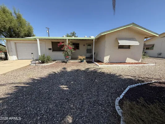 Property Slideshow image 3 of 22 | 5426 e boston st, Mesa, AZ, 85205