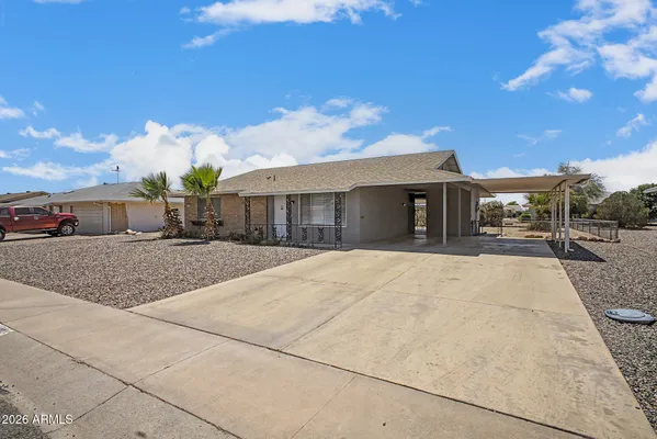Property Slideshow image 2 of 28 | 10025 w coggins dr, Sun City, AZ, 85351