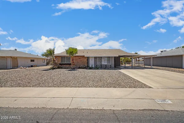 Property Slideshow image 3 of 28 | 10025 w coggins dr, Sun City, AZ, 85351