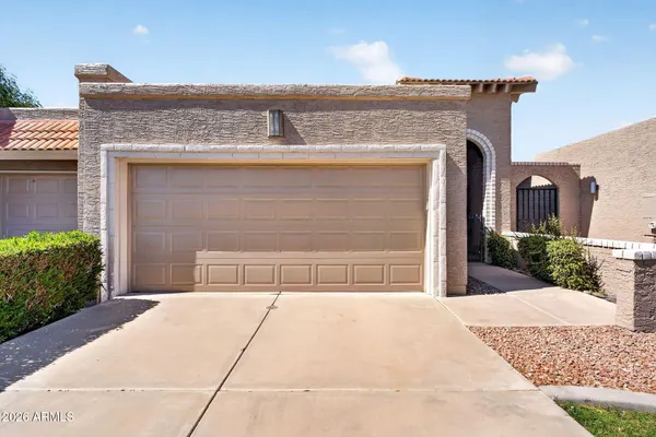 Property Slideshow image 2 of 52 | 9834 e minnesota ave, Sun Lakes, AZ, 85248