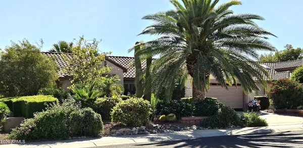 Property Slideshow image 2 of 24 | 15576 w coral pointe dr, Surprise, AZ, 85374