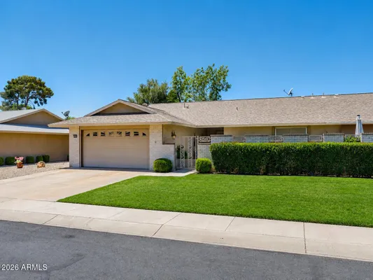 Property Slideshow image 2 of 26 | 19226 n sombrero cir, Sun City, AZ, 85373