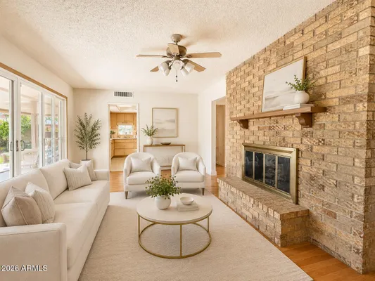 Property Slideshow image 3 of 58 | 10401 w desert rock dr, Sun City, AZ, 85351