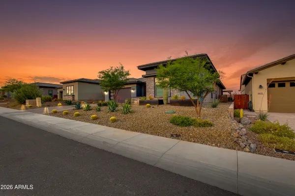 Property Slideshow image 2 of 75 | 4161 fence post way, Wickenburg, AZ, 85390