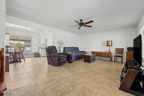 Property Slideshow image 2 of 18 | 16213 n meadow park dr, Sun City, AZ, 85351