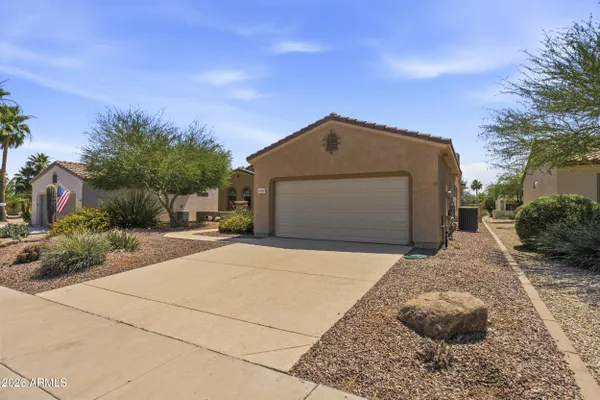 Property Slideshow image 2 of 44 | 16757 w sabino canyon ln, Surprise, AZ, 85387