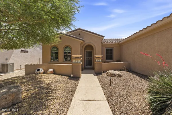 Property Slideshow image 3 of 44 | 16757 w sabino canyon ln, Surprise, AZ, 85387