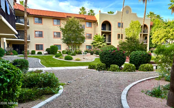 Property Slideshow image 2 of 33 | 10330 w thunderbird blvd a132, Sun City, AZ, 85351