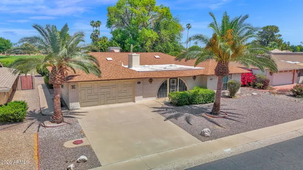 Property Slideshow image 2 of 11 | 14002 n bolivar dr, Sun City, AZ, 85351