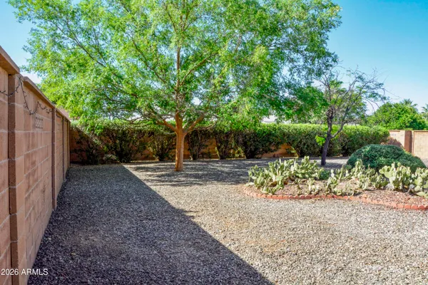 Property Slideshow image 3 of 43 | 10231 w audrey dr, Sun City, AZ, 85351
