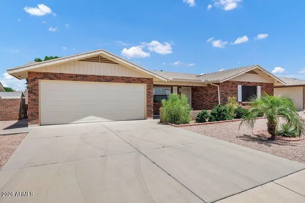 Property Slideshow image 3 of 51 | 8304 e neville ave, Mesa, AZ, 85209
