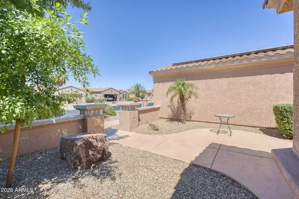 Property Slideshow image 3 of 38 | 21117 n vista trl, Surprise, AZ, 85387