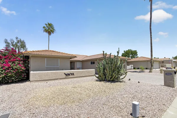 Property Slideshow image 3 of 71 | 10306 e spring creek rd, Sun Lakes, AZ, 85248