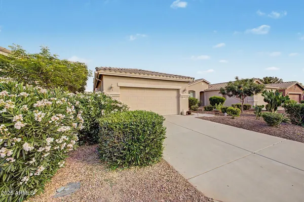 Property Slideshow image 2 of 44 | 41975 w ellington ln, Maricopa, AZ, 85138
