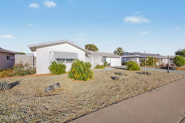 Property Slideshow image 2 of 25 | 11241 n 111th ave, Sun City, AZ, 85351