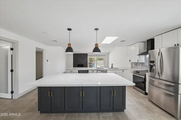 Property Slideshow image 2 of 23 | 4446 e coconino st, Phoenix, AZ, 85044