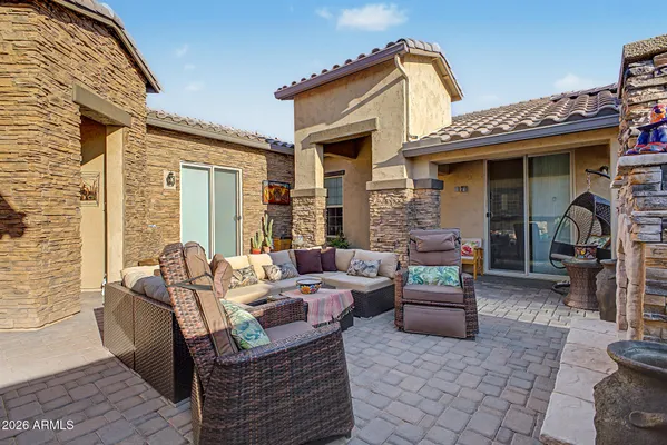 Property Slideshow image 2 of 50 | 17913 w redwood ln, Goodyear, AZ, 85338