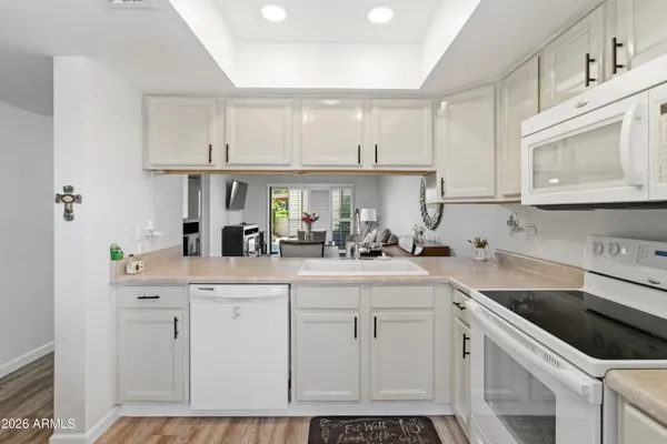 Property Slideshow image 2 of 16 | 7705 e mariposa way, Mesa, AZ, 85208