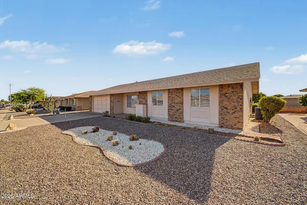 Property Slideshow image 3 of 35 | 14432 n lakeforest dr, Sun City, AZ, 85351