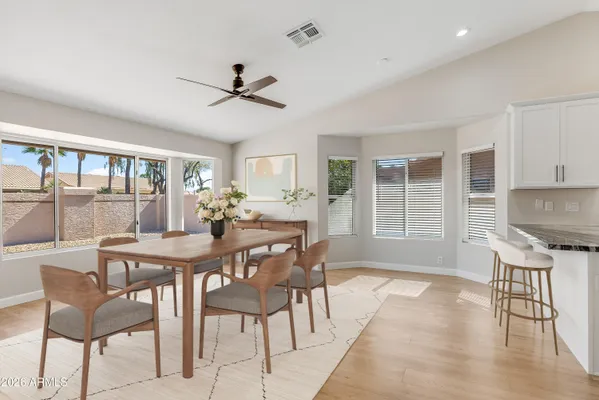 Property Slideshow image 3 of 21 | 8737 w kimberly way, Peoria, AZ, 85382