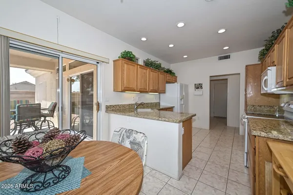 Property Slideshow image 3 of 43 | 14853 w horseman ln, Sun City West, AZ, 85375