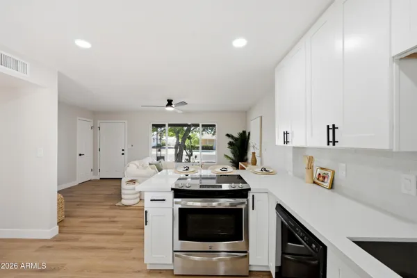 Property Slideshow image 3 of 27 | 5502 e colby st, Mesa, AZ, 85205