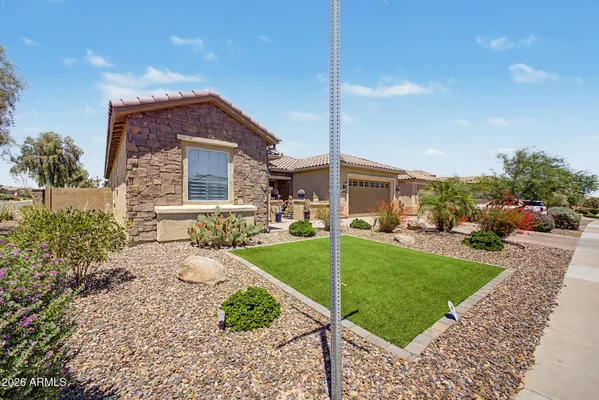 Property Slideshow image 2 of 50 | 8192 w autumn vista way, Florence, AZ, 85132
