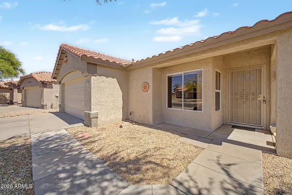 Property Slideshow image 2 of 32 | 13621 w ravenswood dr, Sun City West, AZ, 85375