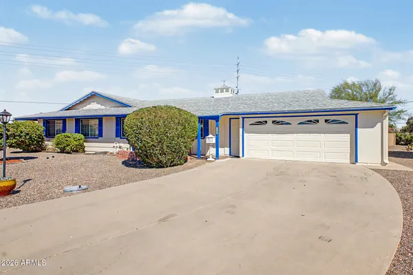 Property Slideshow image 2 of 35 | 11605 n balboa dr, Sun City, AZ, 85351