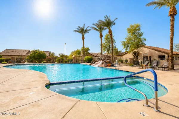 Property Slideshow image 2 of 32 | 1574 e sage dr, Casa Grande, AZ, 85122
