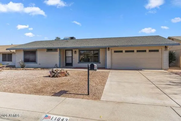 Property Slideshow image 2 of 22 | 11643 s iroquois dr, Phoenix, AZ, 85044