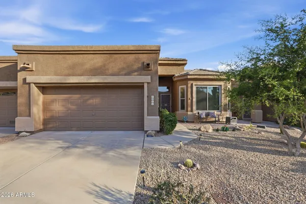 Property Slideshow image 2 of 92 | 7311 e canyon wren dr, Gold Canyon, AZ, 85118