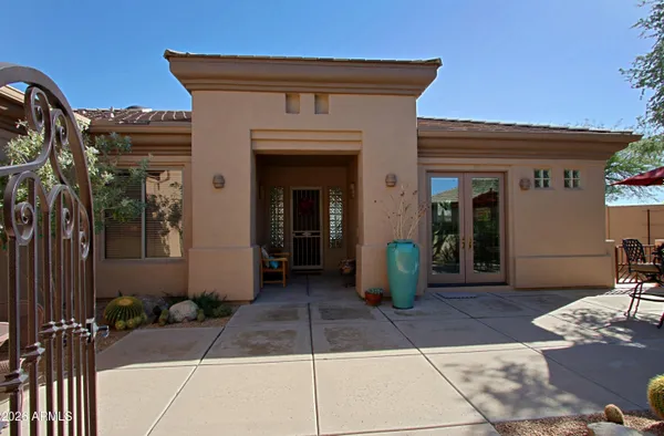 Property Slideshow image 3 of 114 | 34082 n 66th way, Scottsdale, AZ, 85266