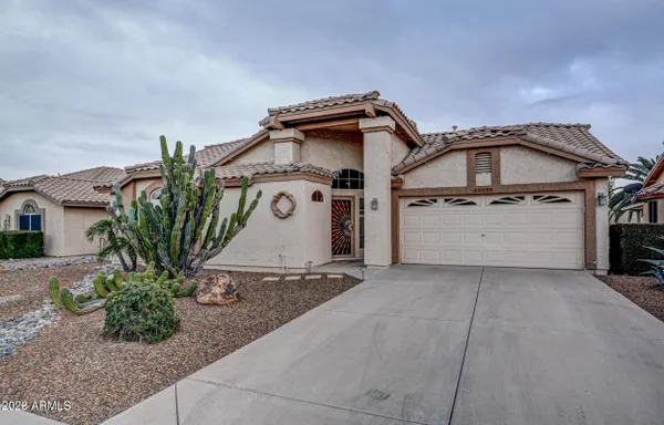 Property Slideshow image 2 of 10 | 18846 n 89th ln, Peoria, AZ, 85382