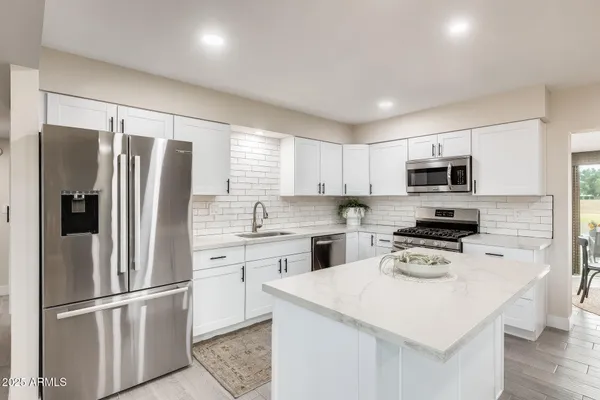 Property Slideshow image 3 of 40 | 10801 w el dorado dr, Sun City, AZ, 85351