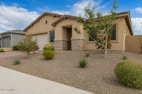 Property Slideshow image 2 of 38 | 17895 w brookwood dr, Goodyear, AZ, 85338
