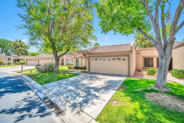 Property Slideshow image 2 of 71 | 9701 w oraibi dr, Peoria, AZ, 85382