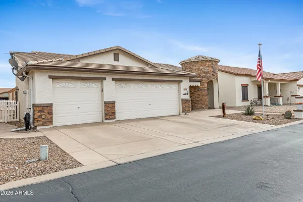 Property Slideshow image 2 of 26 | 2101 s meridian rd 199, Apache Junction, AZ, 85120