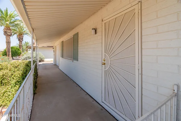 Property Slideshow image 2 of 23 | 11002 w connecticut ave, Sun City, AZ, 85351