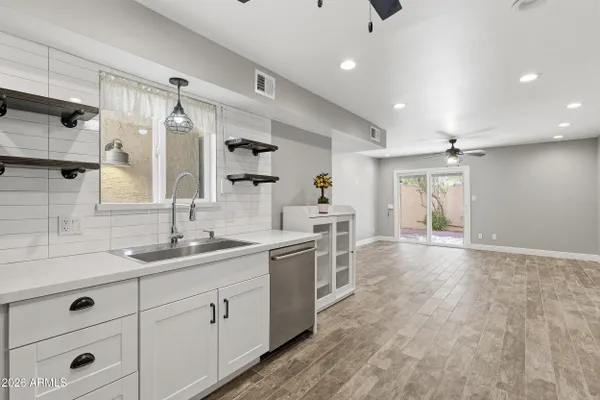 Property Slideshow image 3 of 59 | 3345 e university dr 12, Mesa, AZ, 85213